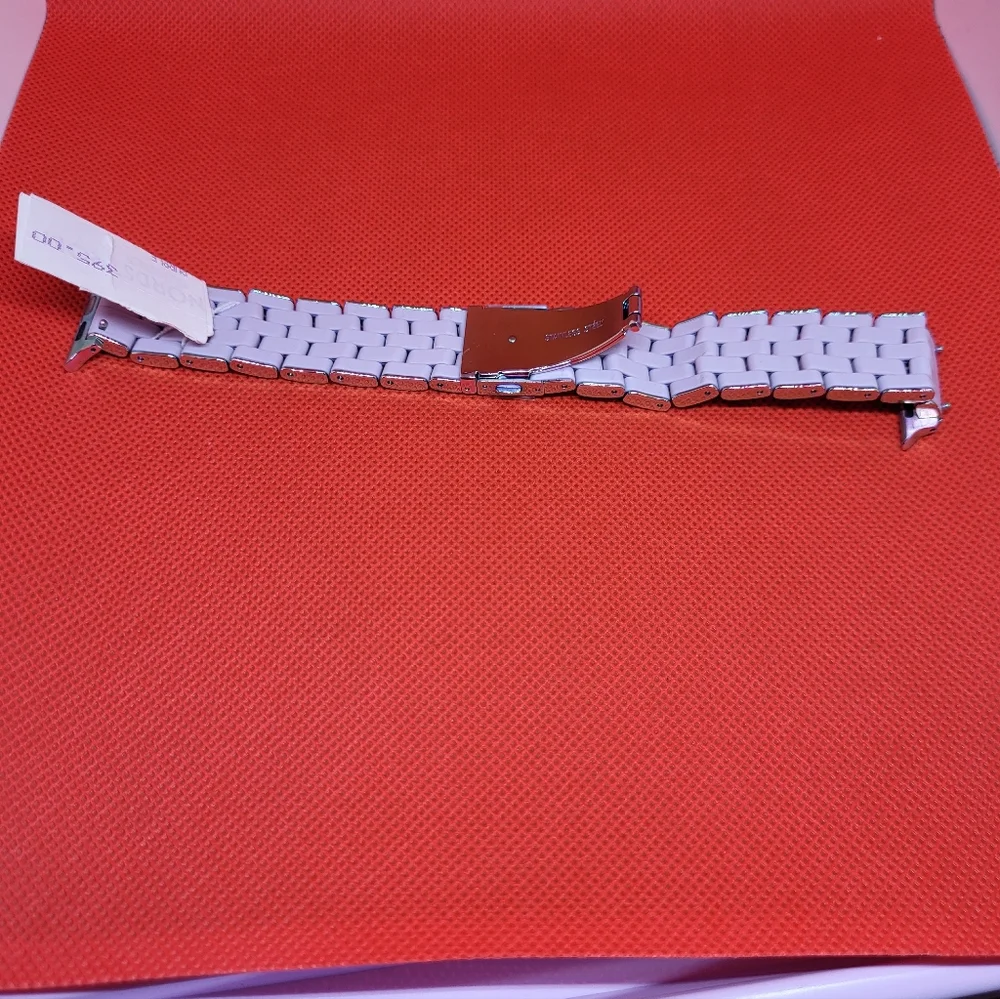 Michele Lilac Silicone Apple Watch Band. New, Not Original Box.#33